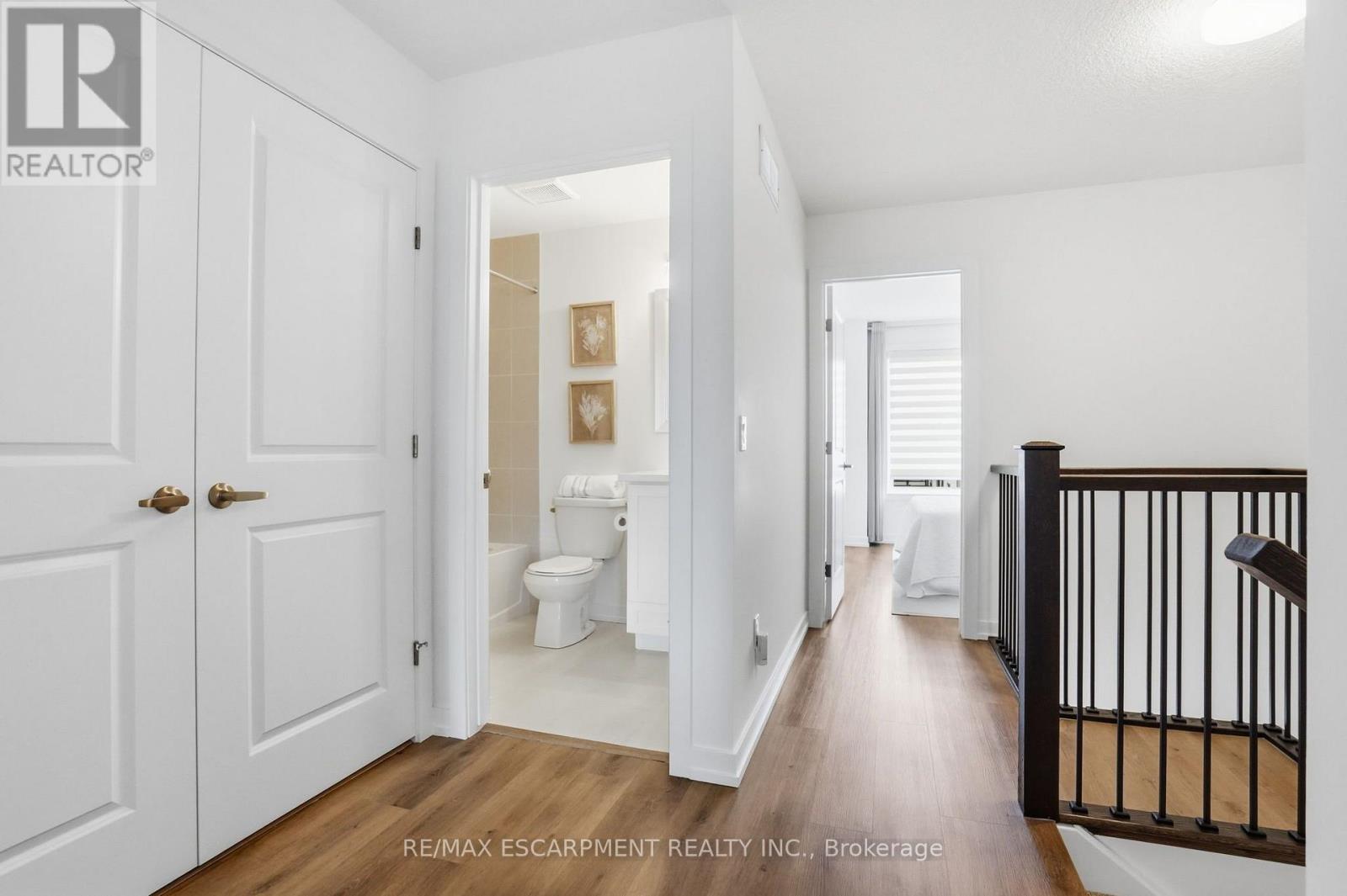 245 BURKE STREET - 15