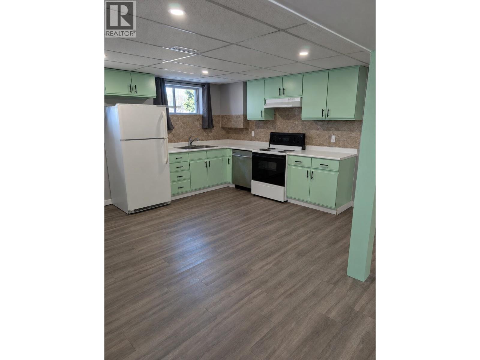 Photo 27 of 37 — 636 LACOMA STREET · Prince George, BC