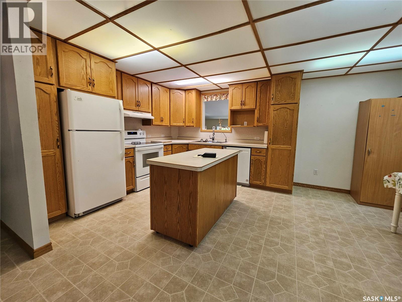 107 2nd AVENUE S - 5
