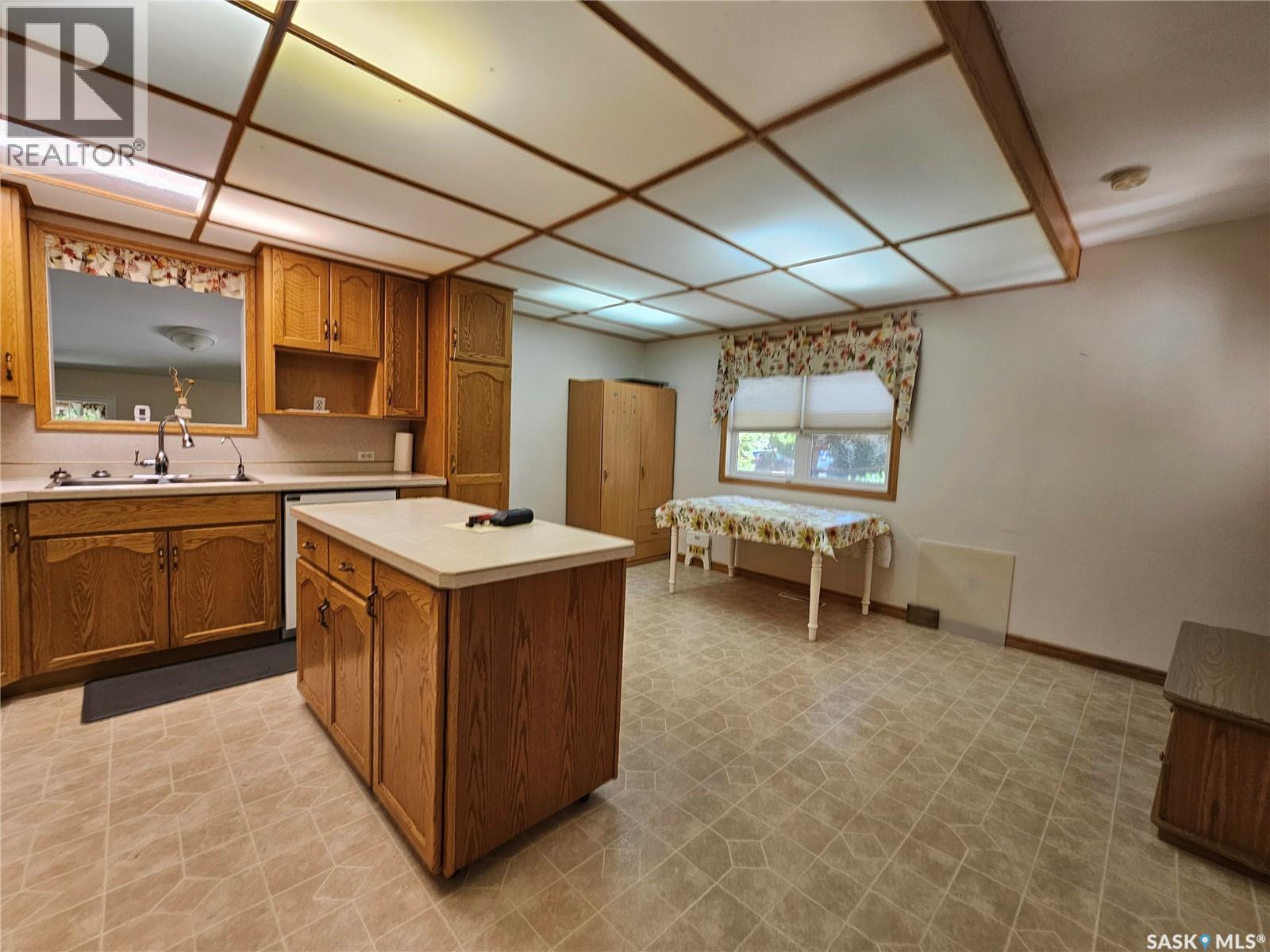 107 2nd AVENUE S - 7