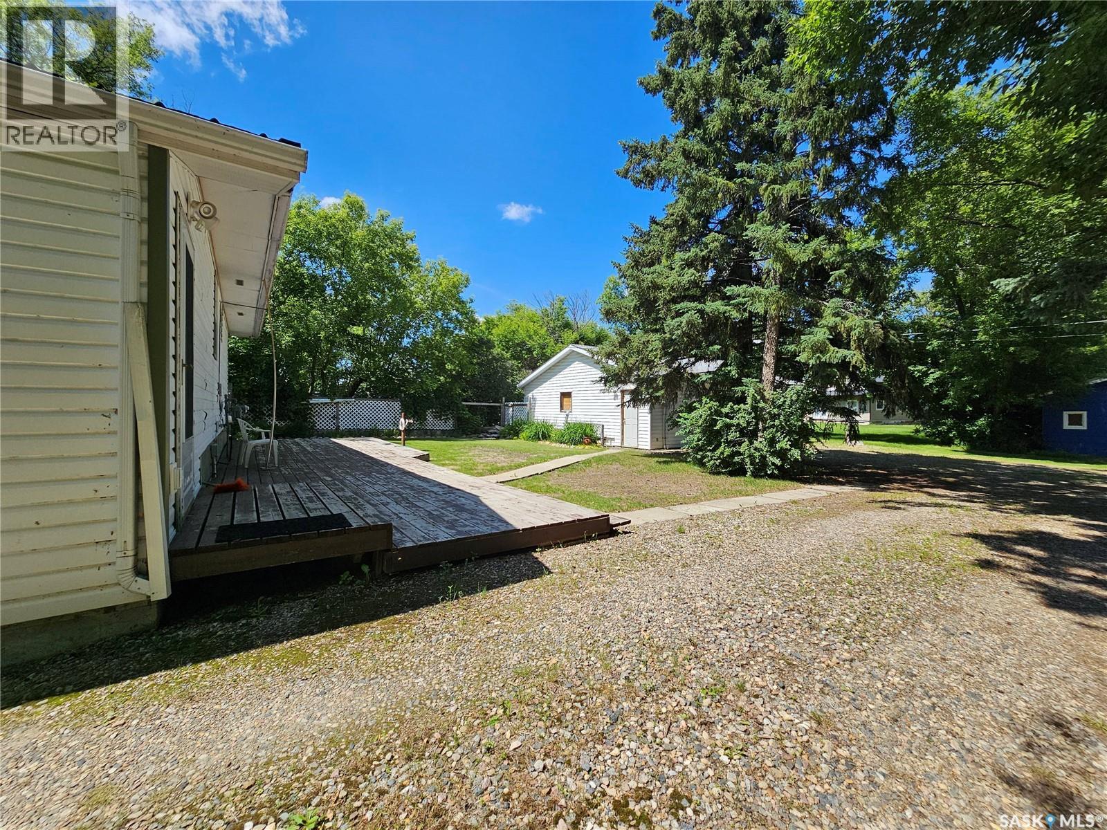 107 2nd AVENUE S - 24