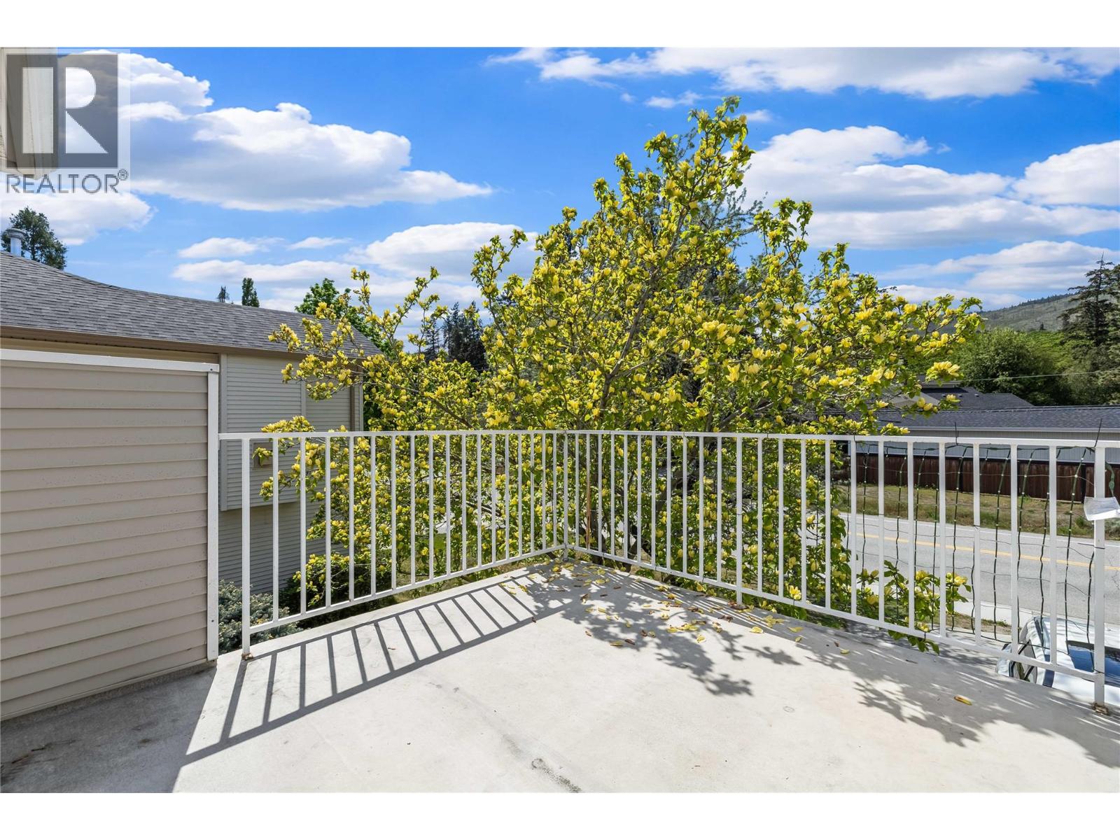 3831 Gellatly Road S - 40