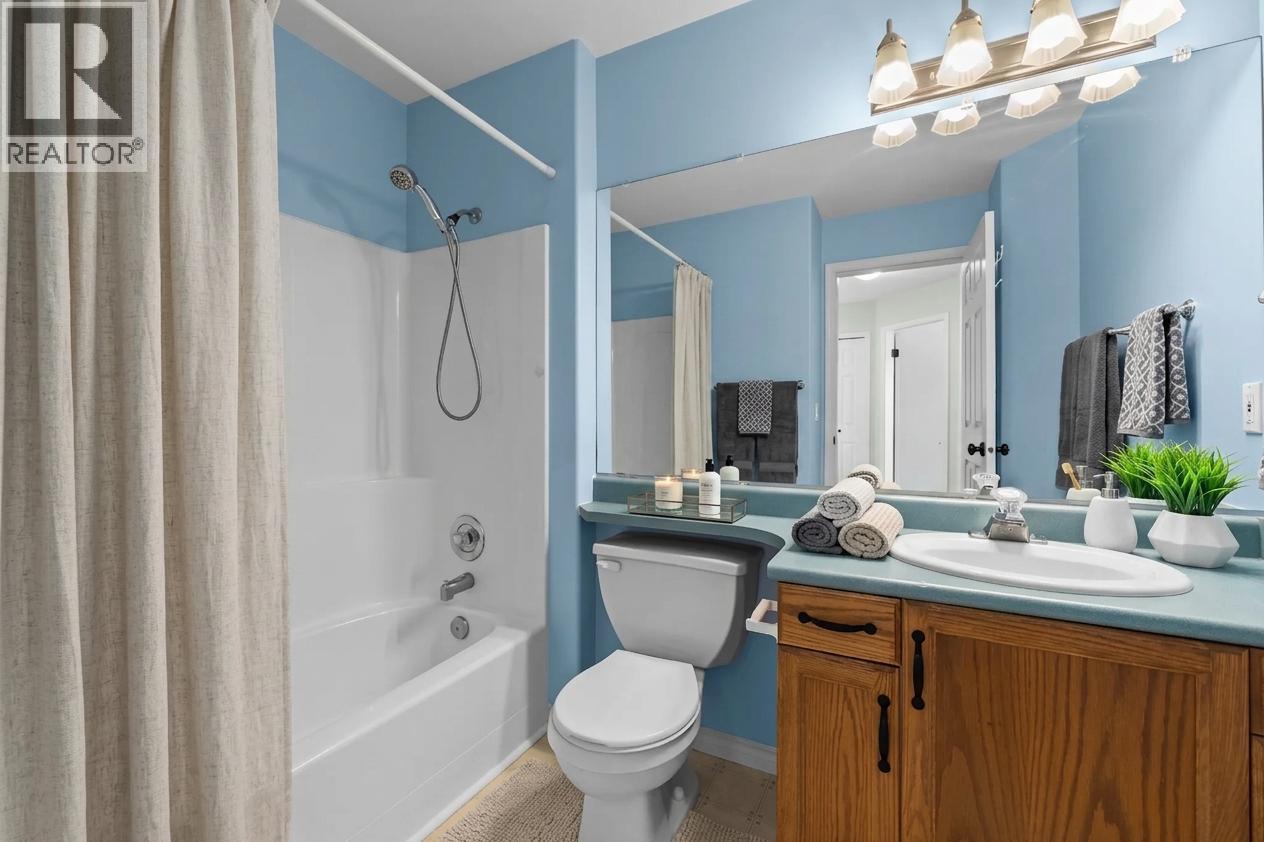 3831 Gellatly Road S - 44