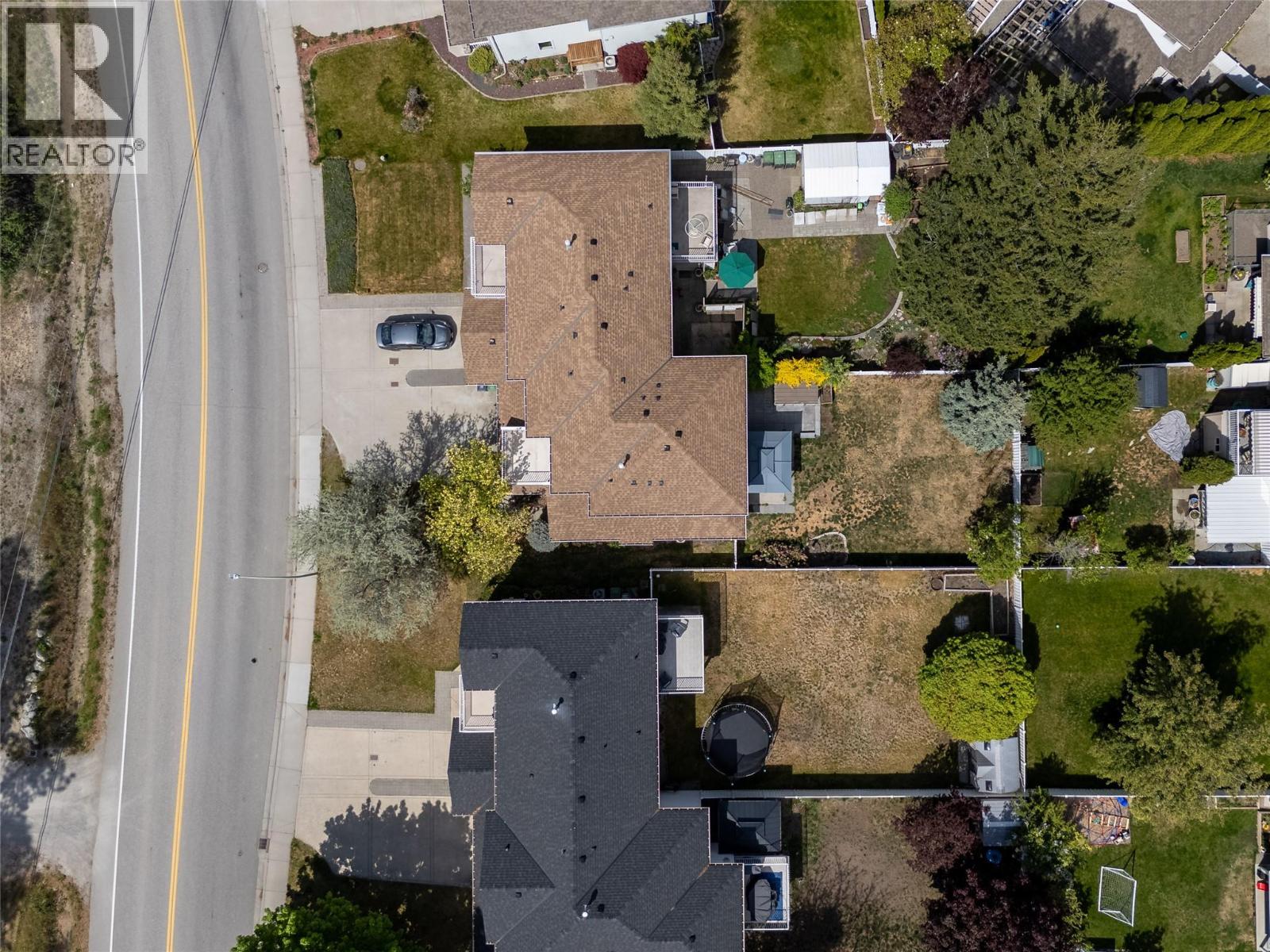 3831 Gellatly Road S - 9