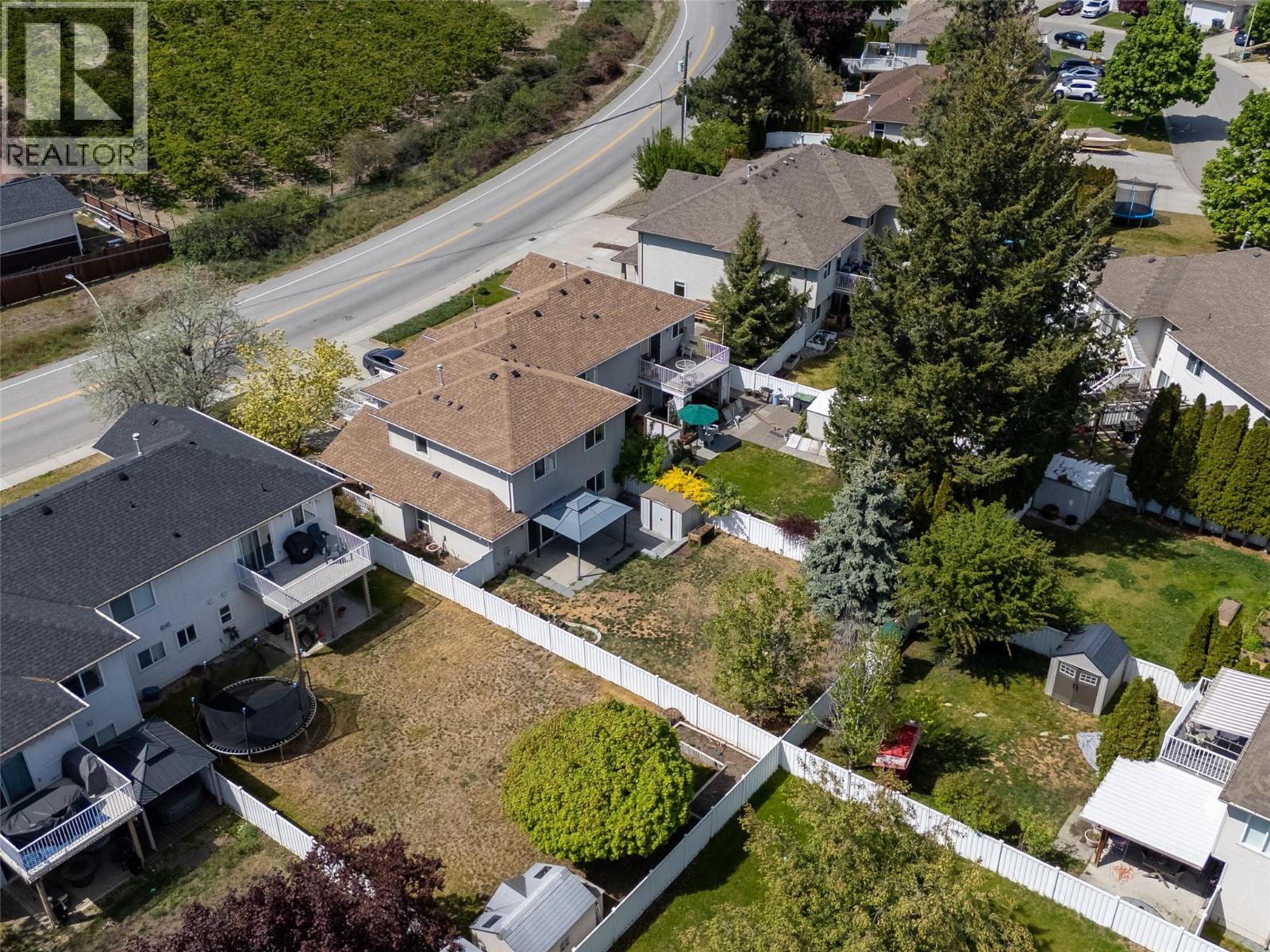 3831 Gellatly Road S - 5