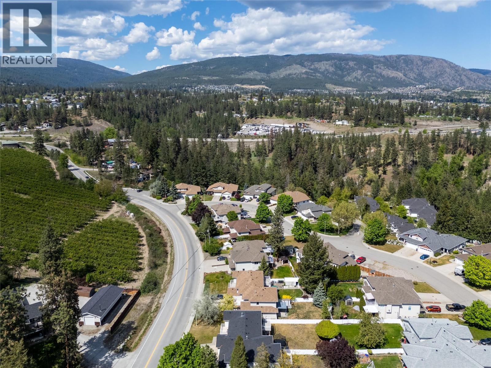 3831 Gellatly Road S - 6
