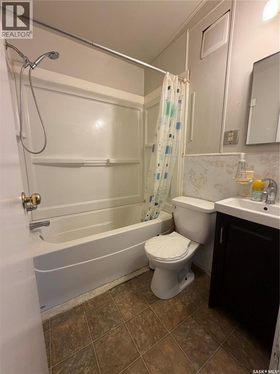 1000 1524 Rayner AVENUE - 12