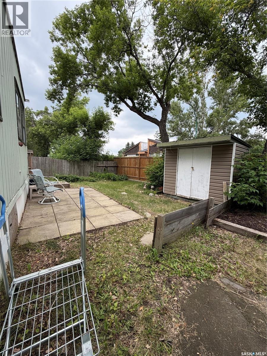 1000 1524 Rayner AVENUE - 21