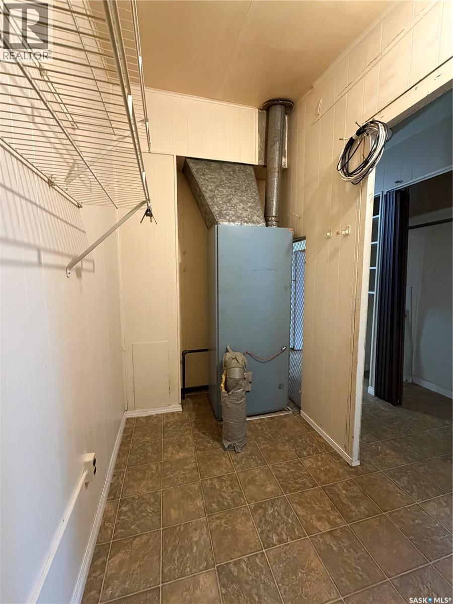 1000 1524 Rayner AVENUE - 8
