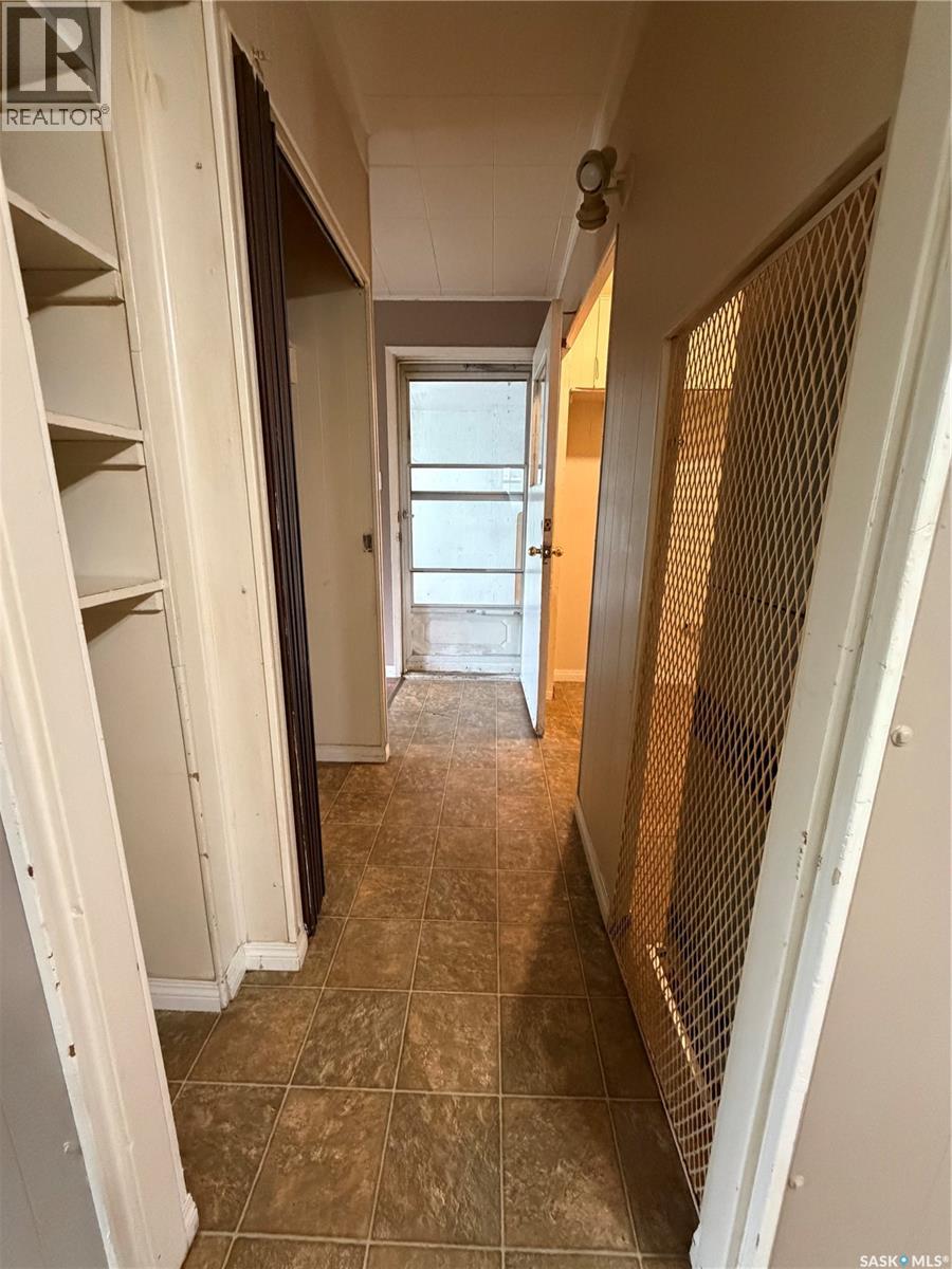 1000 1524 Rayner AVENUE - 9