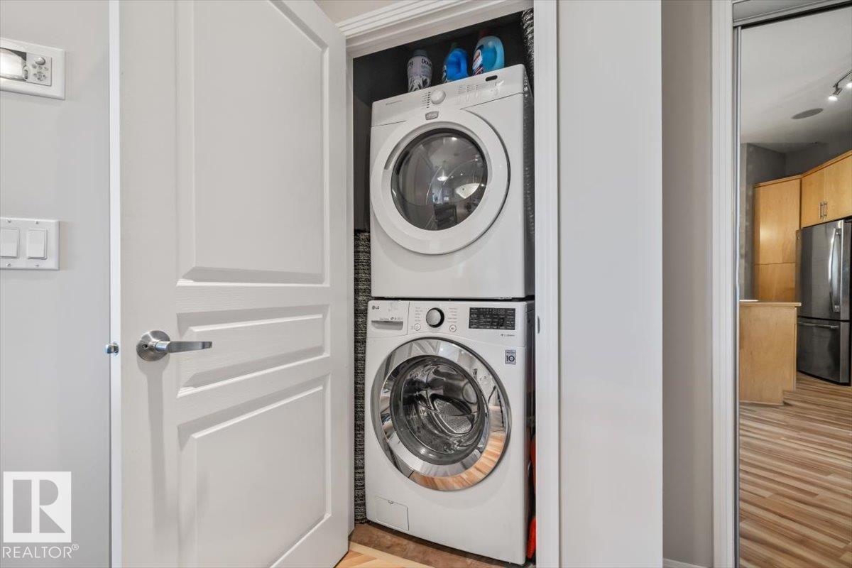#427 10531 117 ST NW - 15