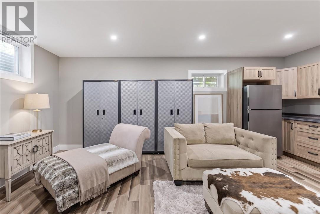 43 Power Street - 62