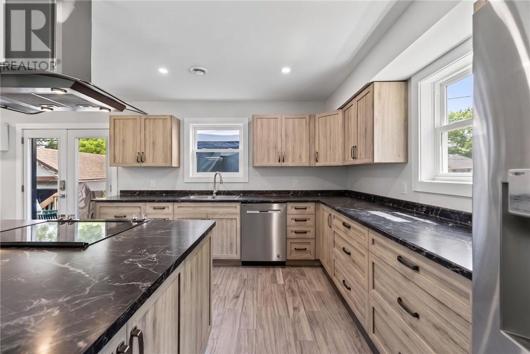 43 Power Street - 21