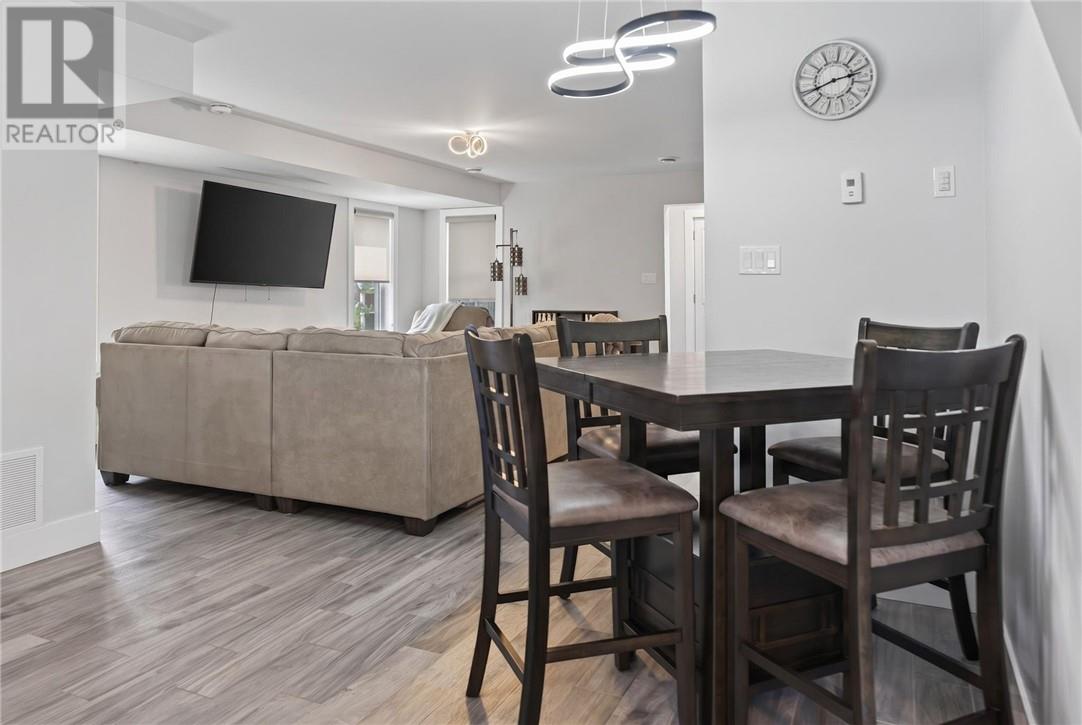 43 Power Street - 23
