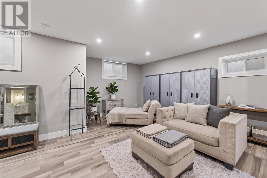 43 Power Street - 61