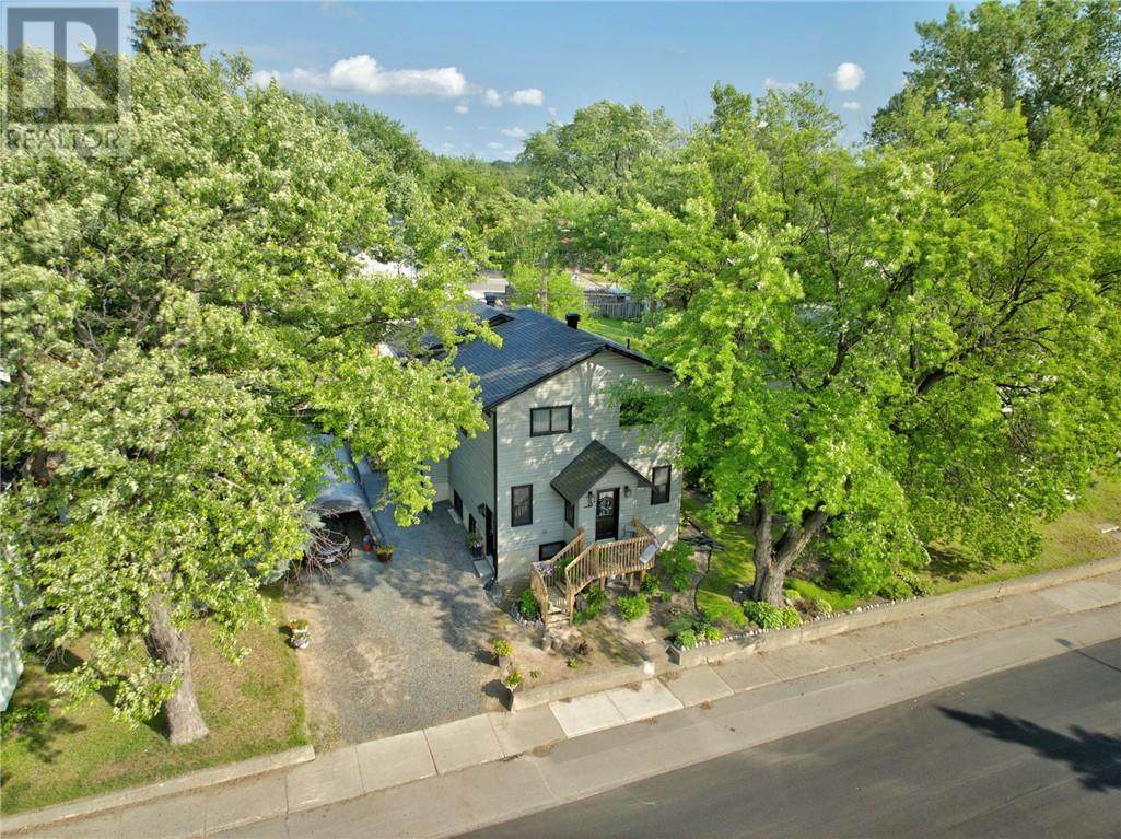 43 Power Street - 97