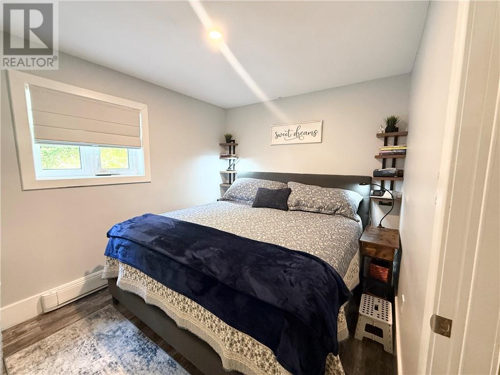 478 Bessie Avenue - Image 10