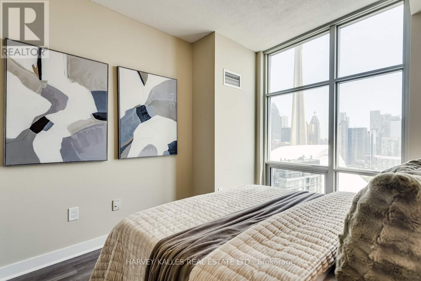 #3808 35 MARINER TERRACE - Image 24