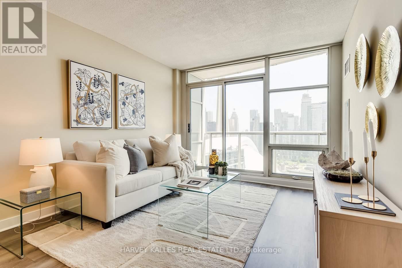 #3808 35 MARINER TERRACE - Image 18
