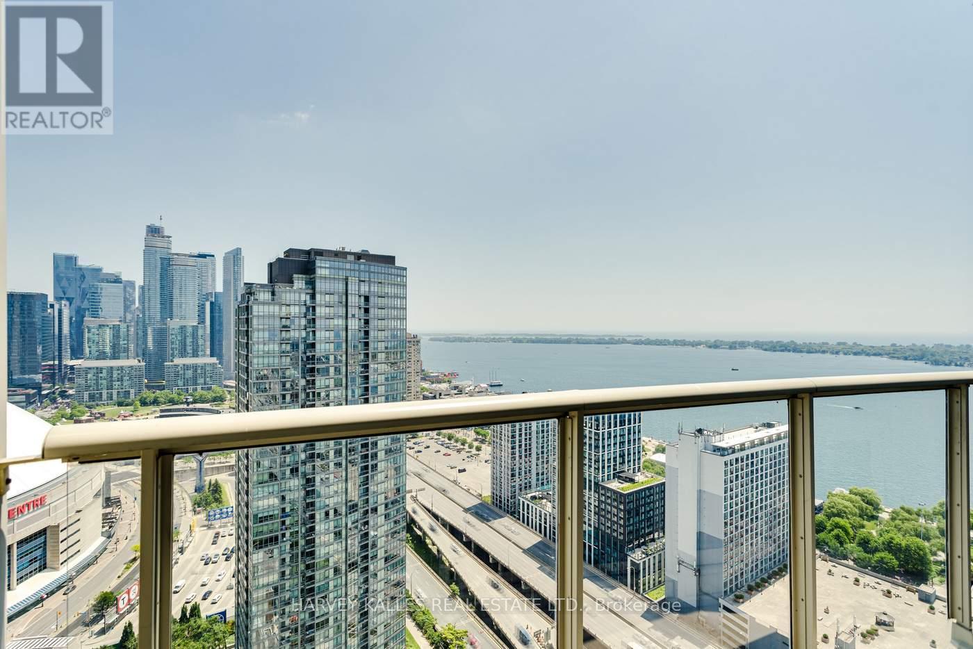 #3808 35 MARINER TERRACE - 20