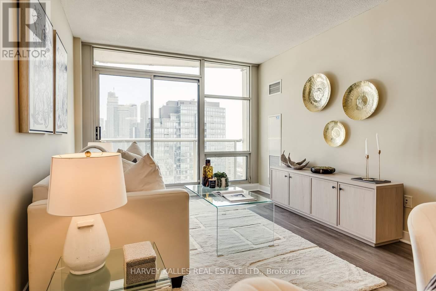 #3808 35 MARINER TERRACE - Image 19