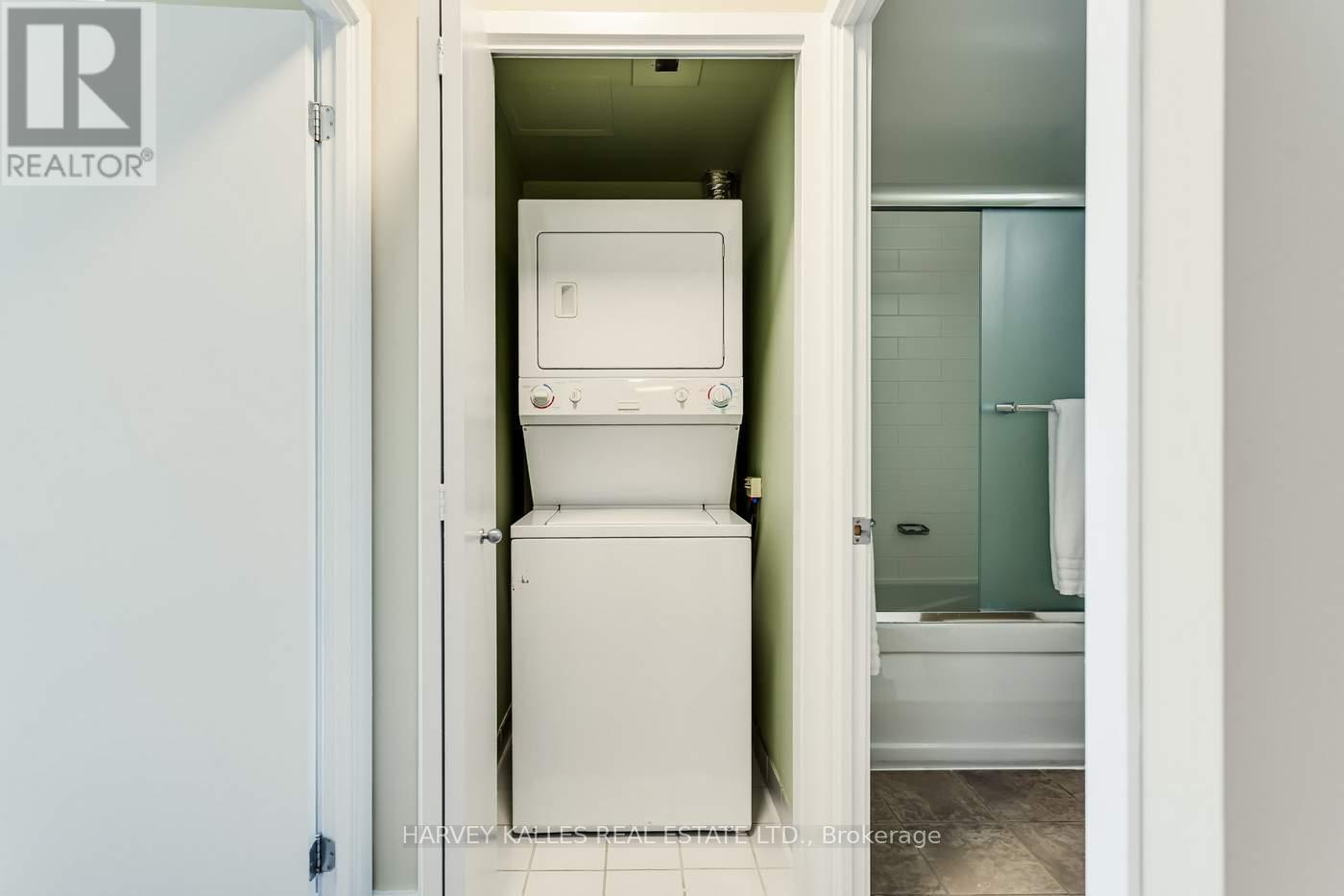 #3808 35 MARINER TERRACE - 27