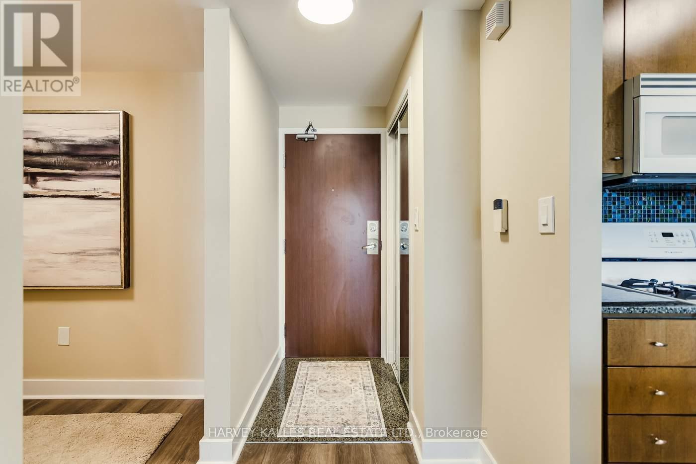 #3808 35 MARINER TERRACE - 4