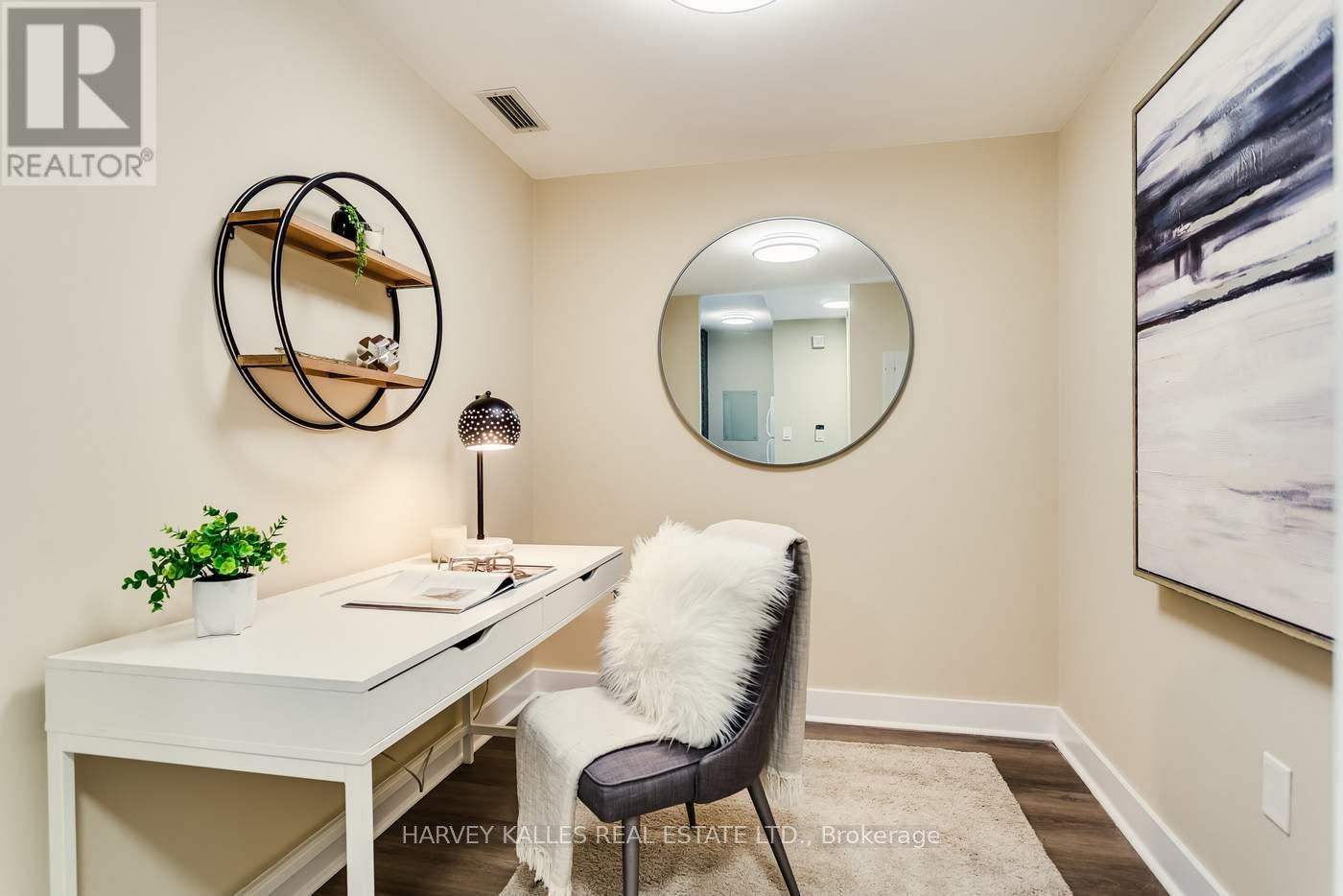 #3808 35 MARINER TERRACE - 6