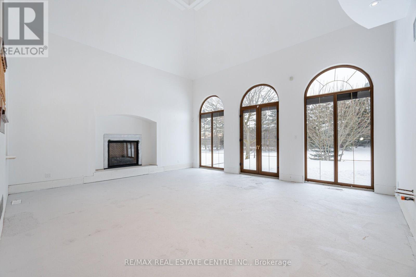 2 EDGEFOREST DRIVE - Image 20