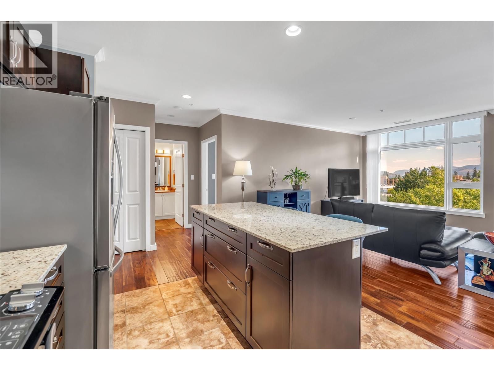 #505 3301 Skaha Lake Road - 11