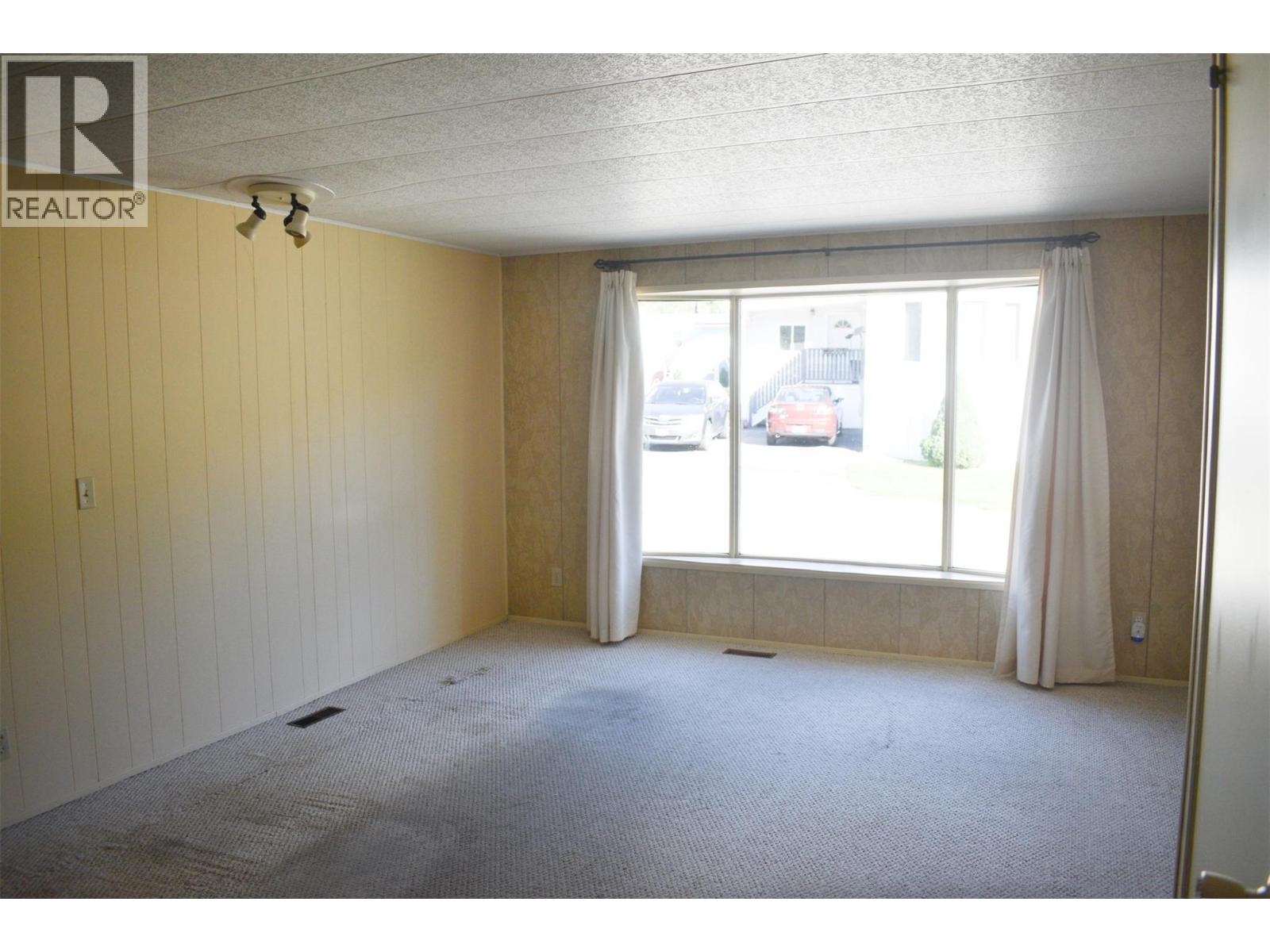 #1 150 Tamarac Avenue - Image 8