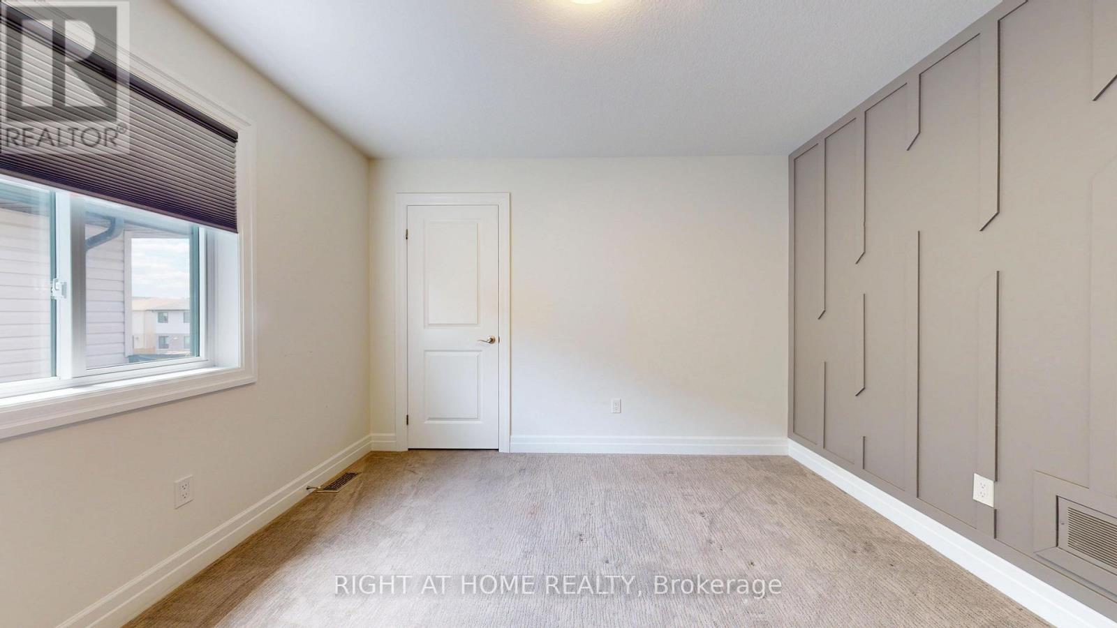 937 LENNON WAY - 32