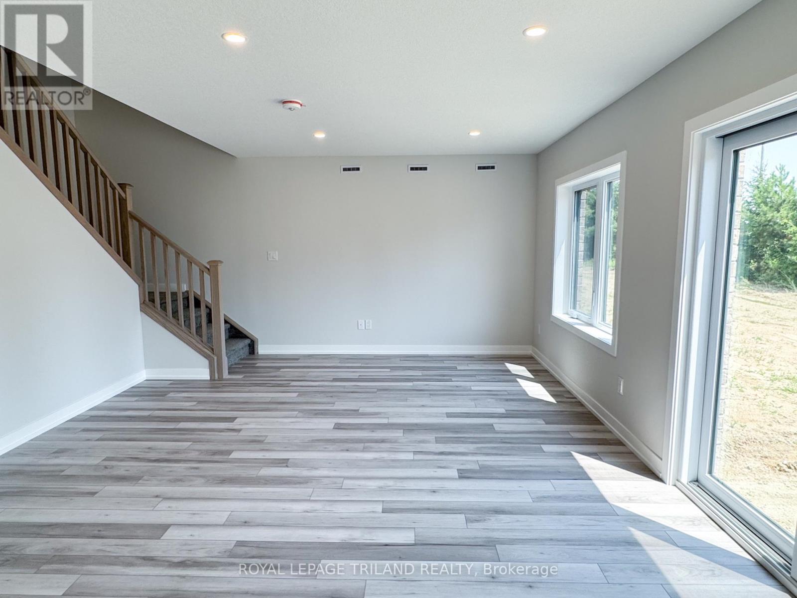 117 STYLES DRIVE - 11