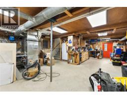 112 Walker Road, Clearwater, BC V0E1N1 Photo 23