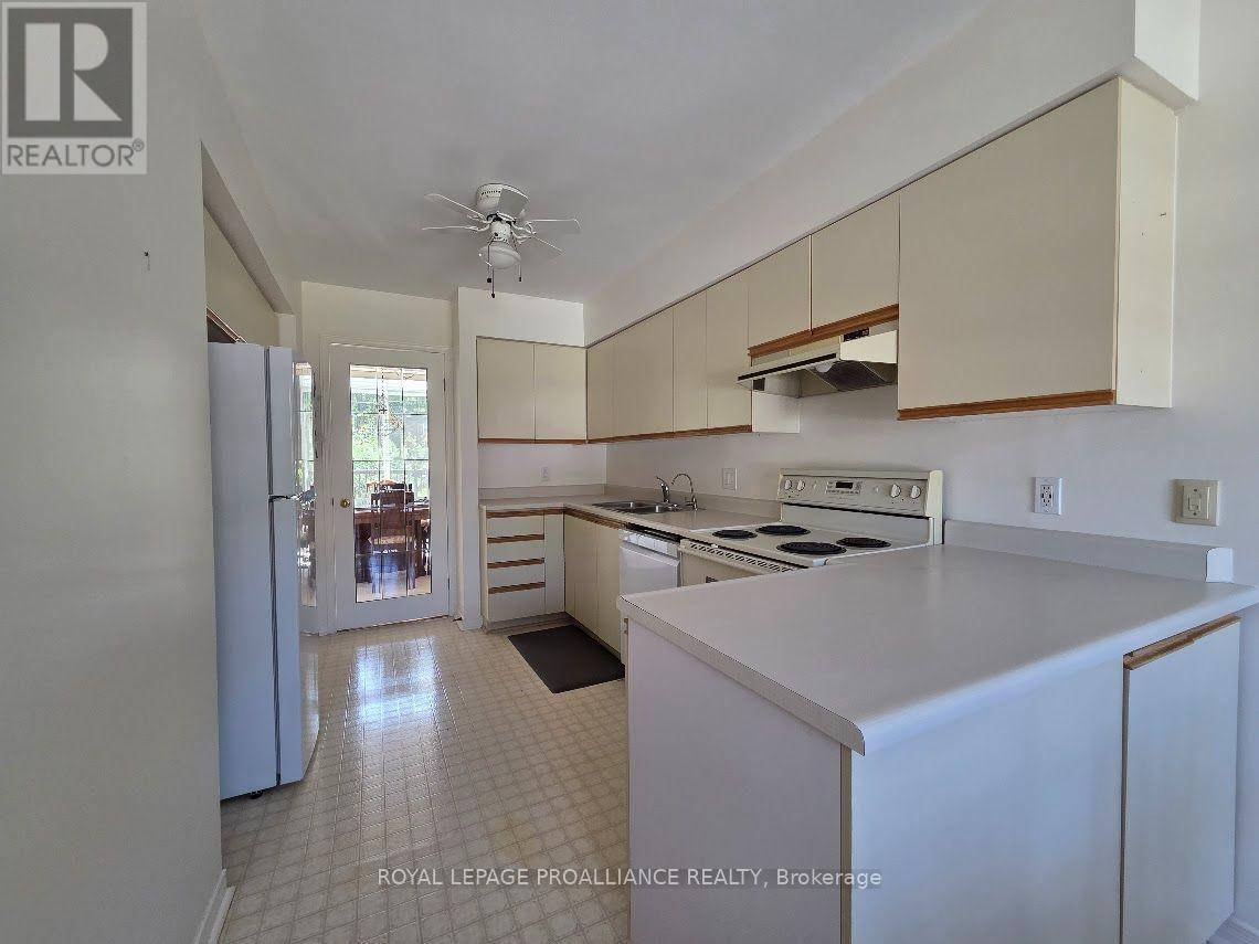 40 COUNTRY CLUB PLACE - Image 10
