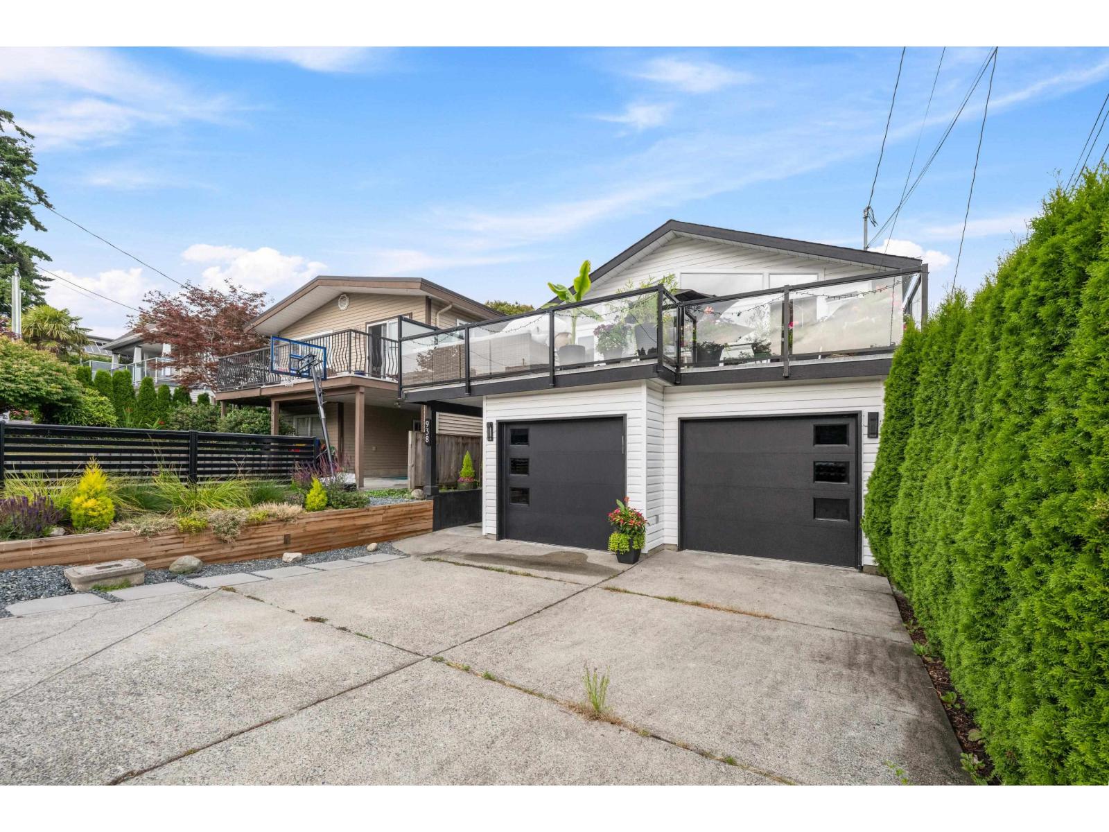938 STEVENS STREET, White Rock