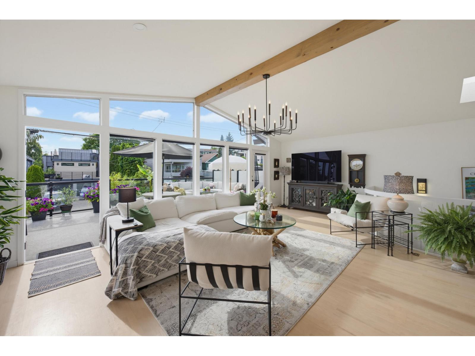 938 STEVENS STREET, White Rock