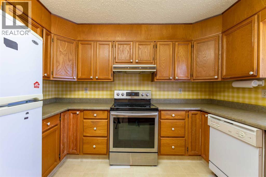 548 Mountain Street - 10