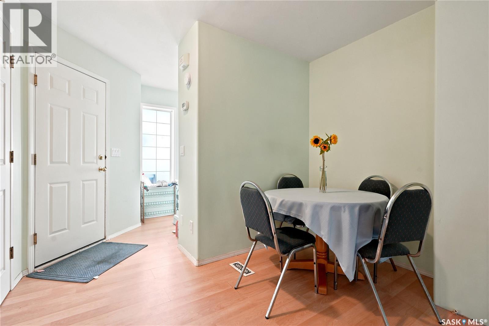 #127 535 McWillie AVENUE - 4