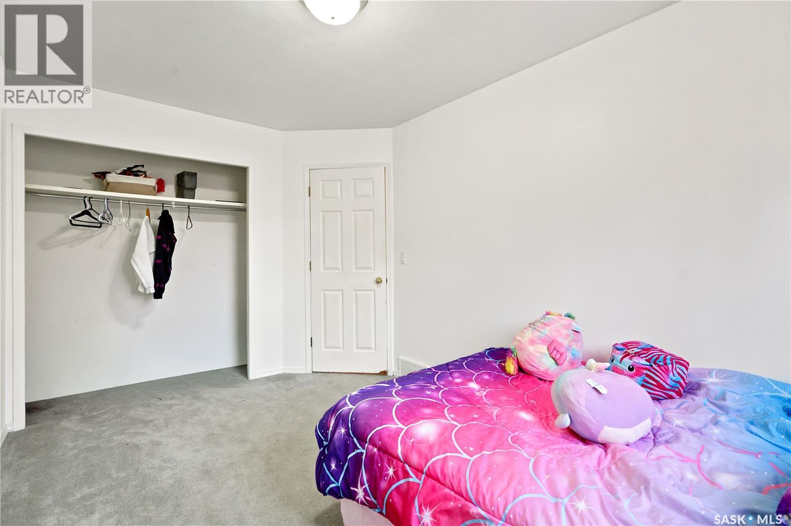 #127 535 McWillie AVENUE - 12