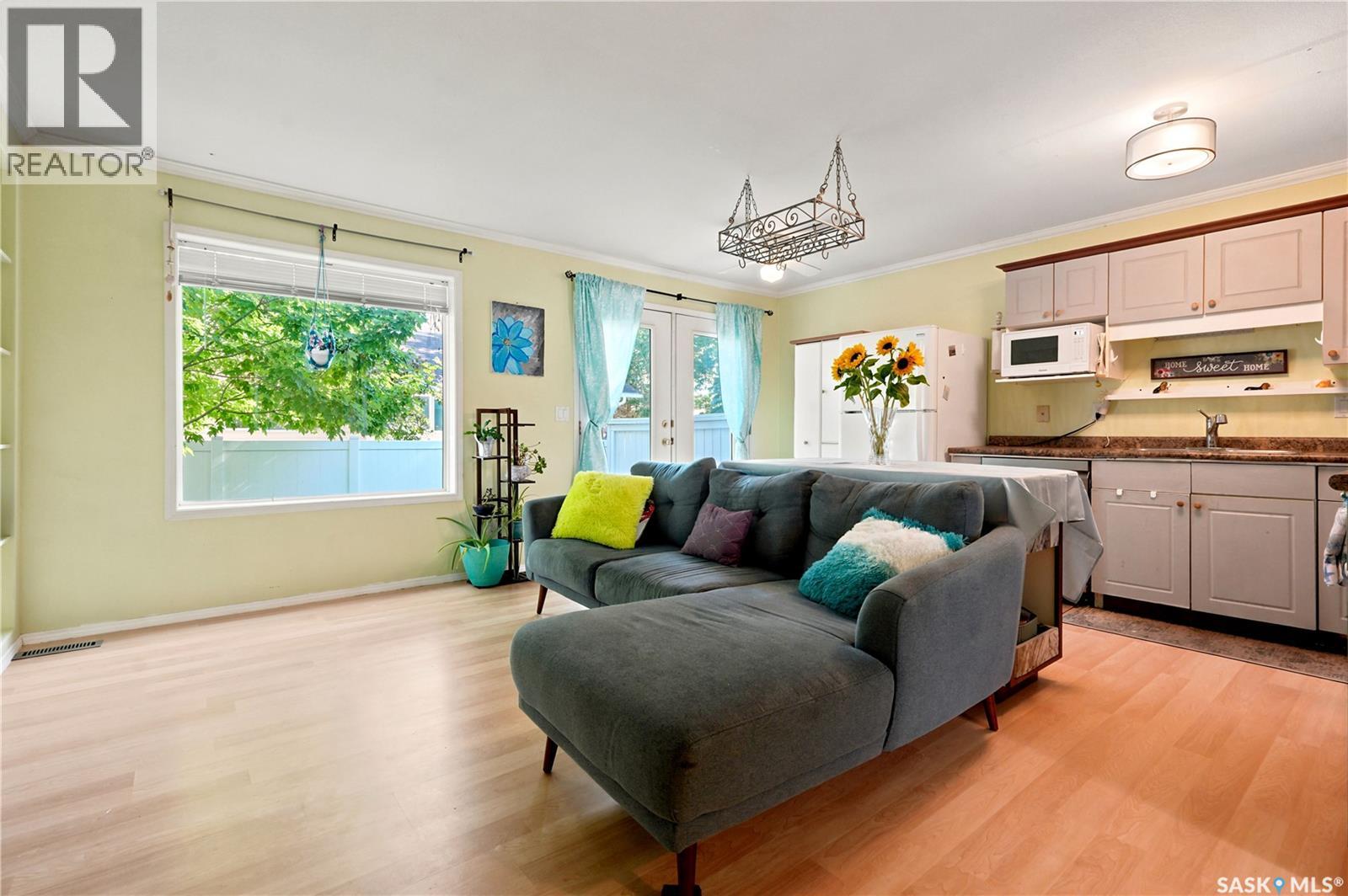 #127 535 McWillie AVENUE - 7