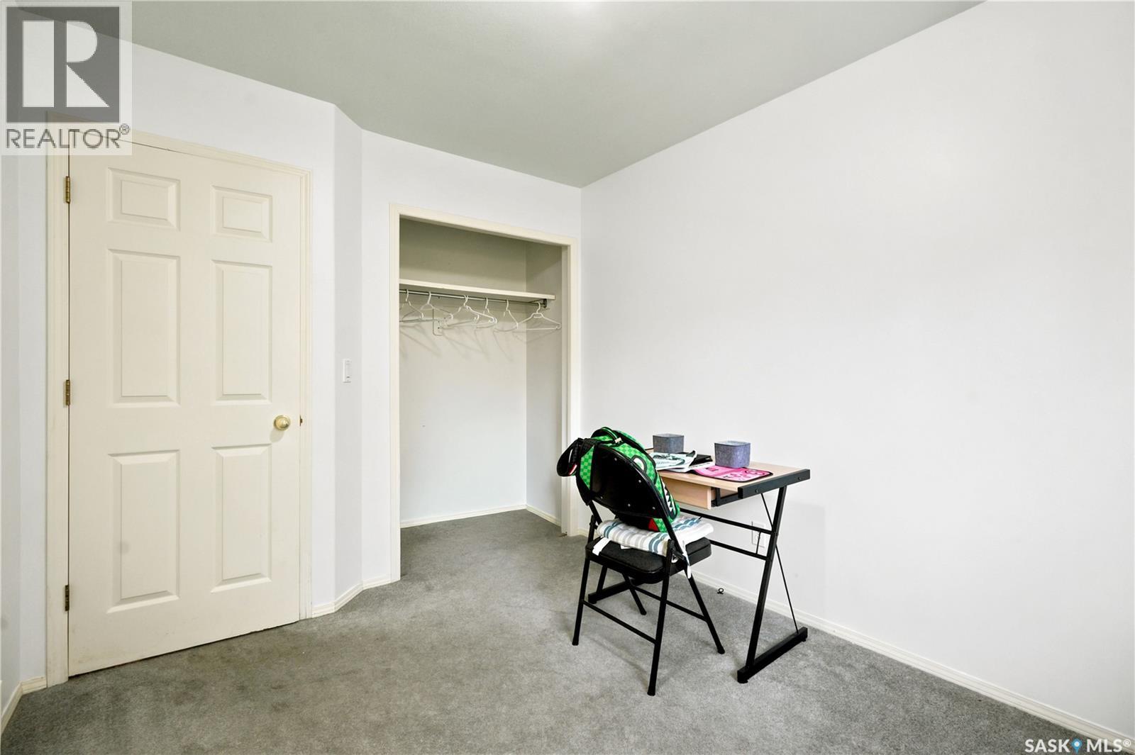 #127 535 McWillie AVENUE - 14