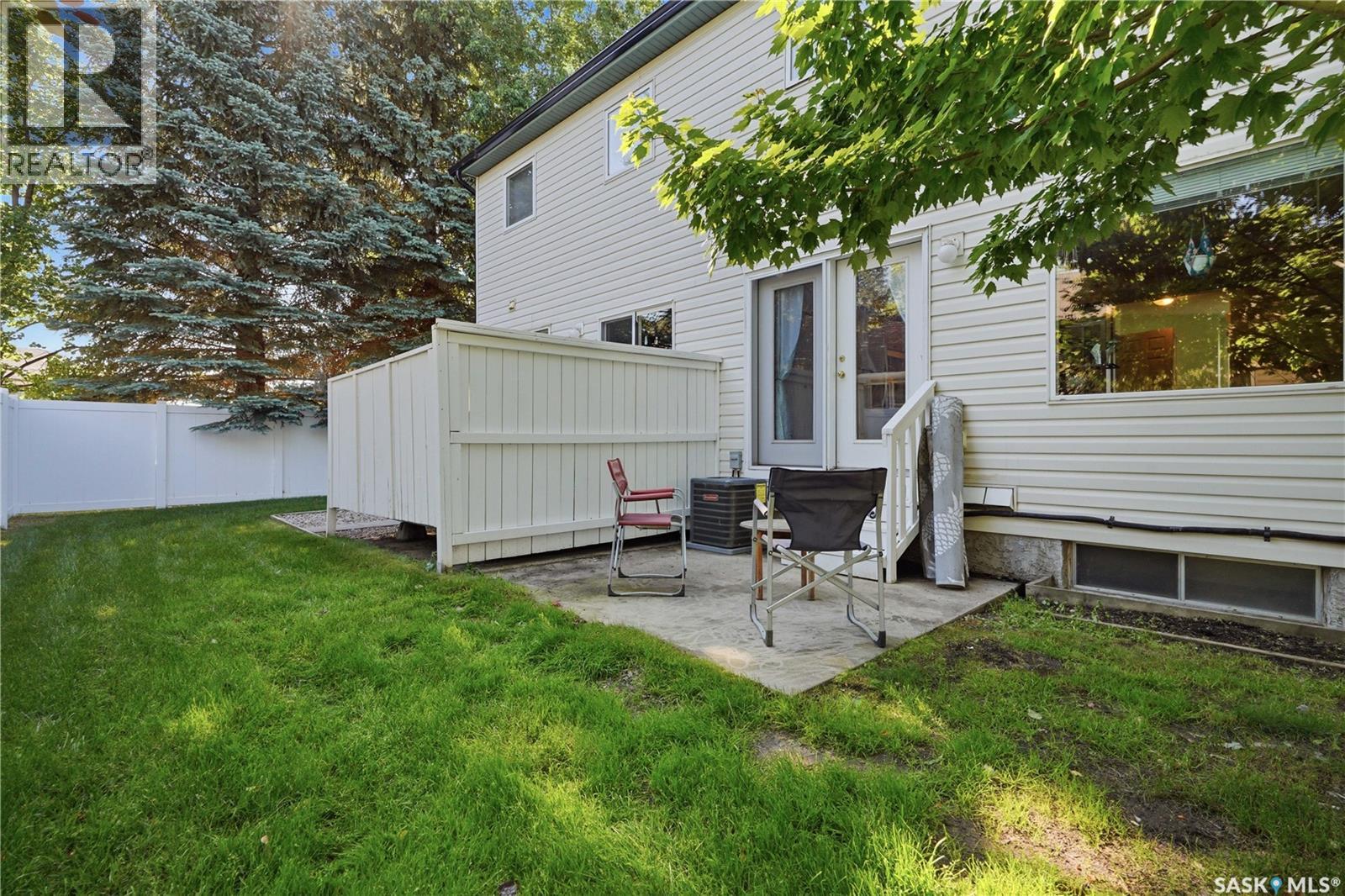 #127 535 McWillie AVENUE - 21