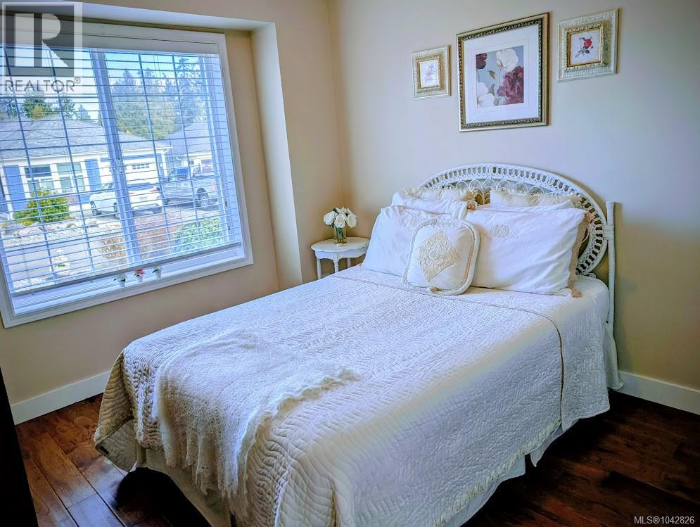 1307 Oceanside Dr - 12