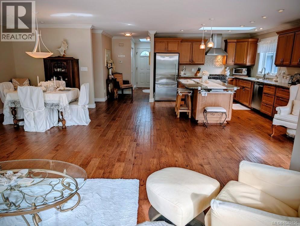 1307 Oceanside Dr - 7