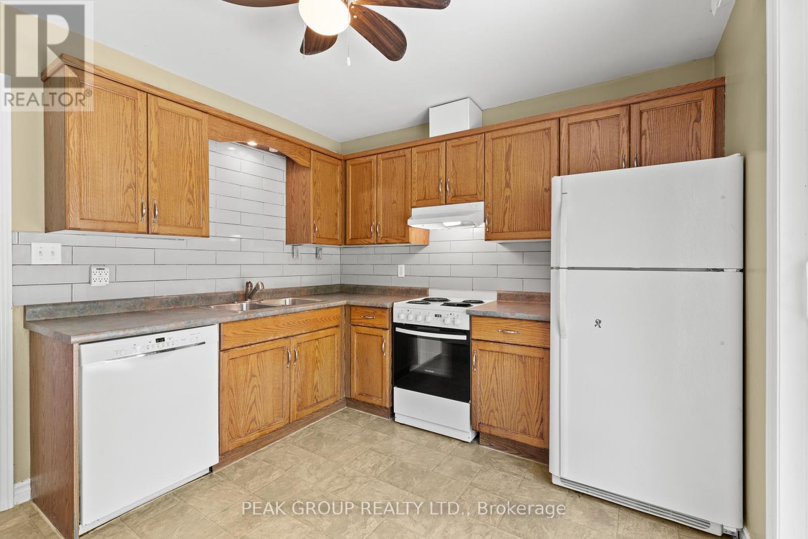 #7 226 VANSICKLE ROAD - 11
