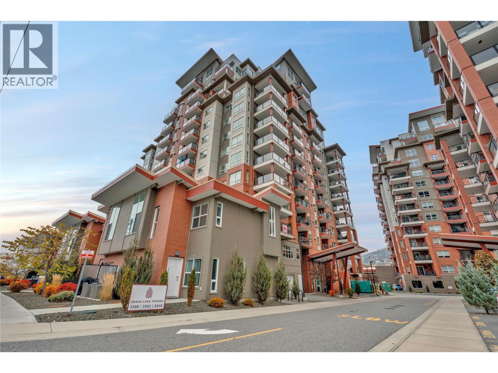 #804 3346 SKAHA LAKE Road - 33