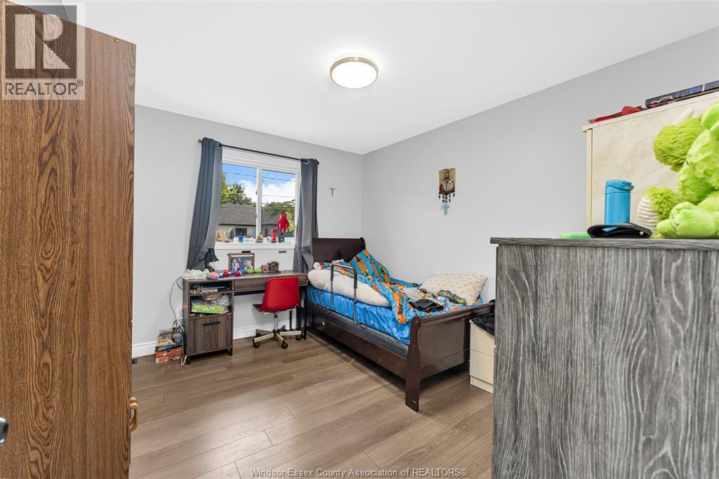 2156 DOMINION BOULEVARD - 12