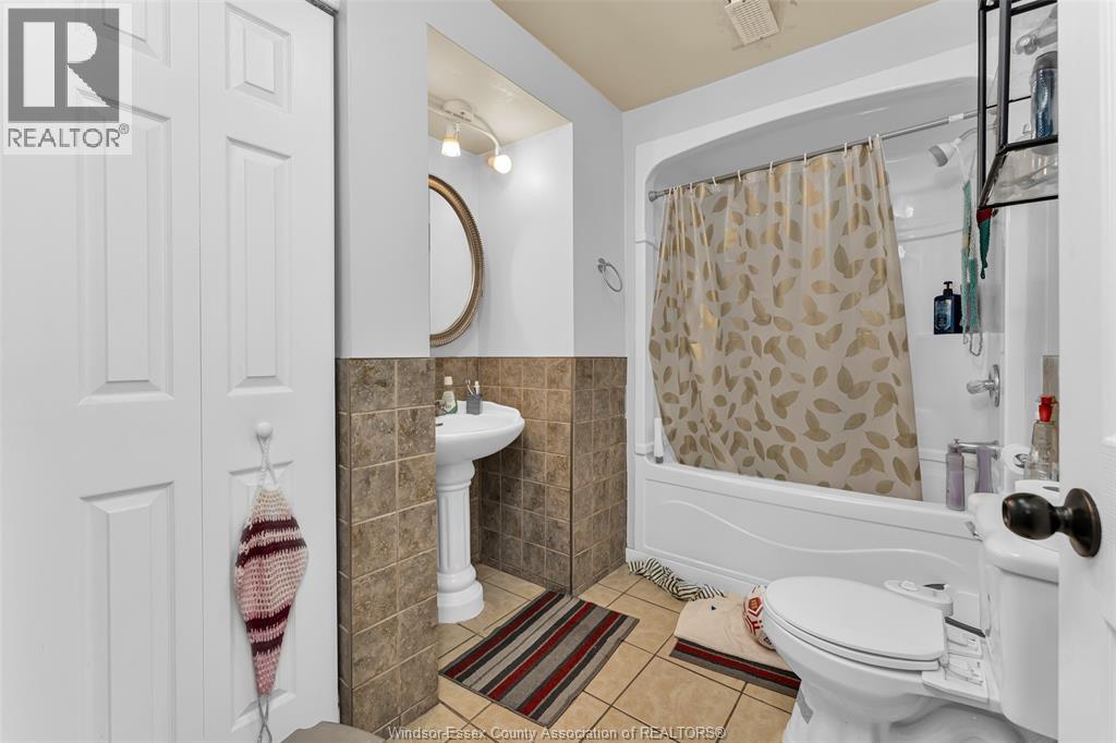 2156 DOMINION BOULEVARD - 15