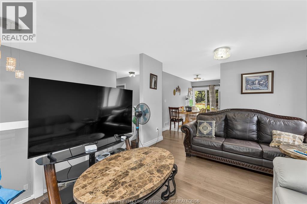 2156 DOMINION BOULEVARD - 5